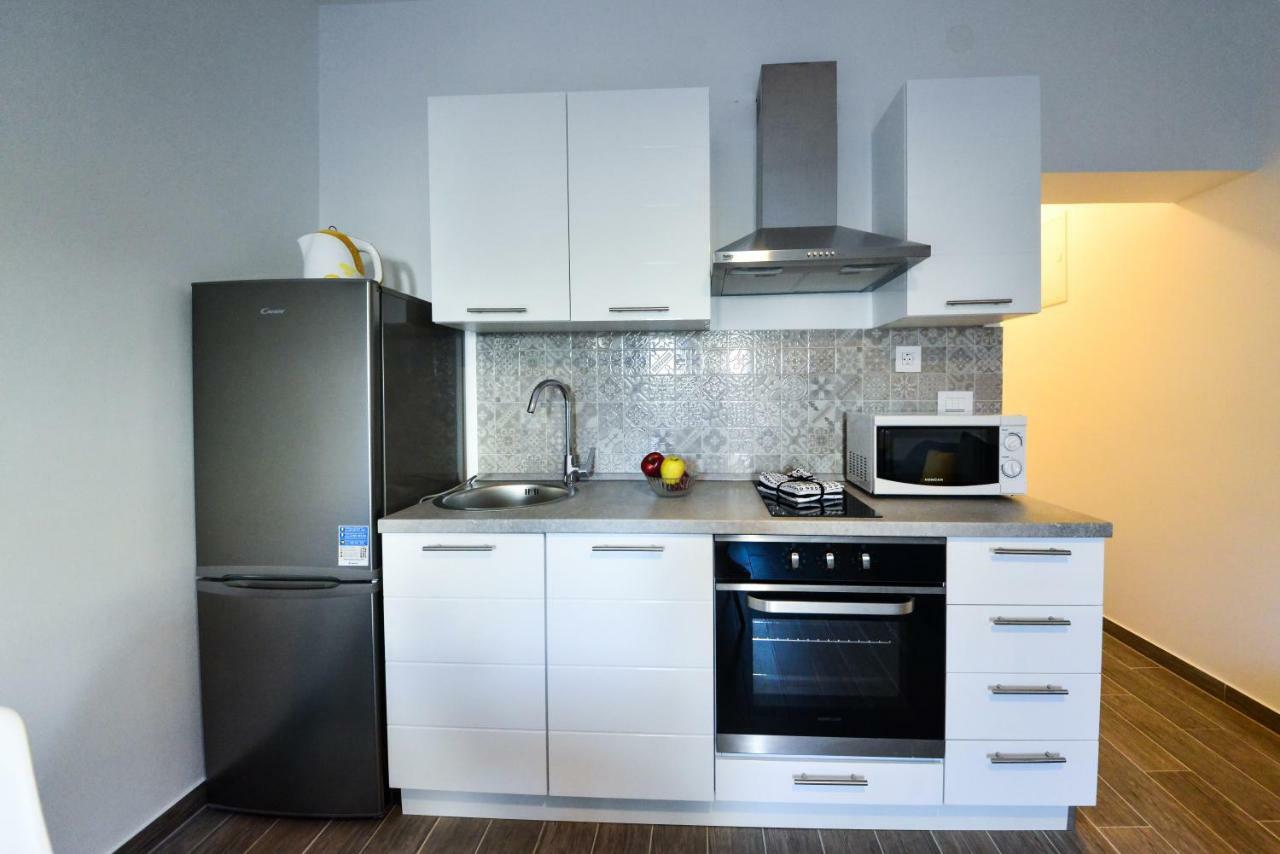 Apartmani Ab Zara Esterno foto