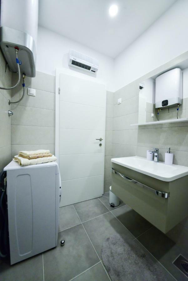 Apartmani Ab Zara Esterno foto