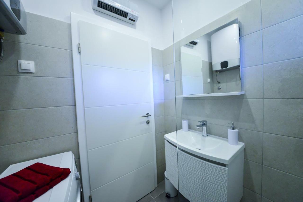 Apartmani Ab Zara Esterno foto