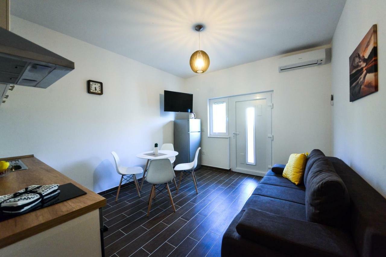 Apartmani Ab Zara Esterno foto