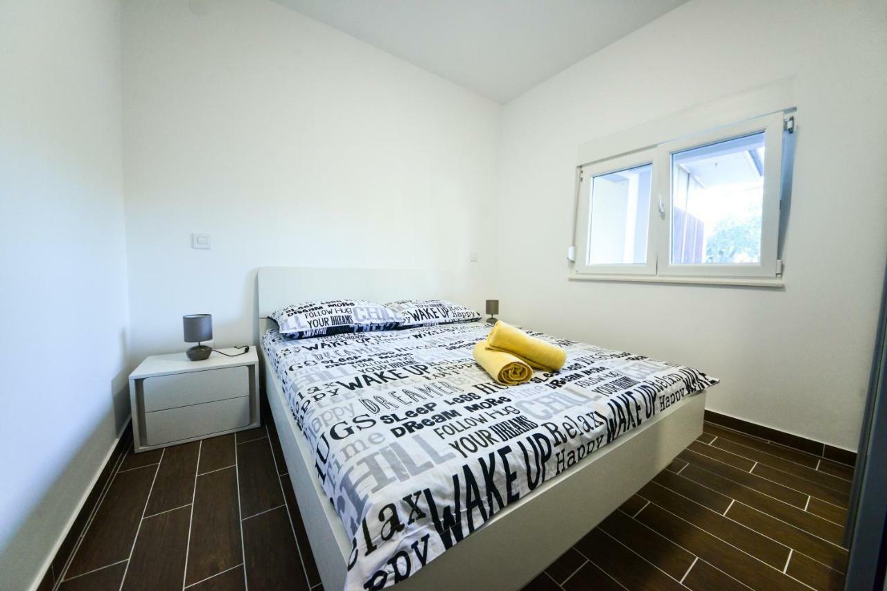 Apartmani Ab Zara Esterno foto